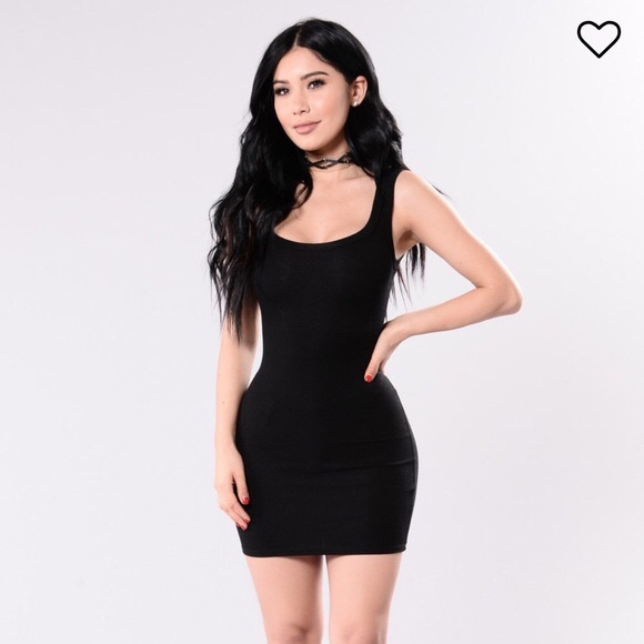 fashion nova little black dress